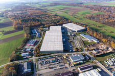 Horst industrial park with Magna Exteriors, Zufall Logistics, STS Group and Thermo Fisher in the district Minderslachen in Kandel in the state Rhineland-Palatinate, Germany from above