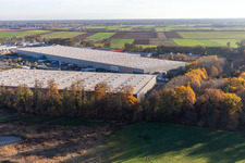 Horst industrial park with Magna Exteriors, Zufall Logistics, STS Group and Thermo Fisher in the district Minderslachen in Kandel in the state Rhineland-Palatinate, Germany from above