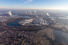 Building and production halls on the premises of the Daimler Truck AG in Woerth am Rhein in the state Rhineland-Palatinate, Germany