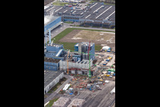 Construction of the new gas- hydrogen-power plant at paer mill Papierfabrik Palm GmbH & Co. KG in the district Industriegebiet Woerth-Oberwald in Woerth am Rhein in the state Rhineland-Palatinate from the plane