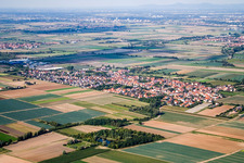 Town View of the streets and houses of the residential areas in Dannstadt-Schauernheim in the state Rhineland-Palatinate