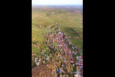 Aerial view of Village view from the northwest in Leinsweiler in the state Rhineland-Palatinate, Germany