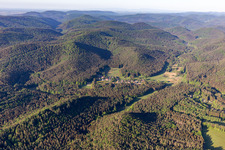 Village view in the Palatinate Forest from the north in the district Lauterschwan in Erlenbach bei Dahn in the state Rhineland-Palatinate, Germany