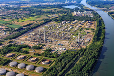 MiRO, Upper Rhine Mineral Oil Refinery Karlsruhe in the district Knielingen in Karlsruhe in the state Baden-Wuerttemberg, Germany