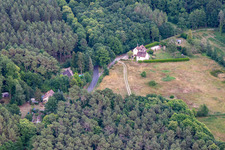 The Eye Quite Couvé in Dollon in the state Sarthe, France