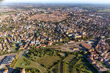 From the southeast in Modena in the state Modena, Italy