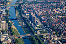 Neckarufer North with Ebert Bridge, Collini Bridge and Kurpfalz Bridge in the district Neckarstadt-Ost in Mannheim in the state Baden-Wuerttemberg, Germany