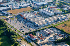 Qcenter shopping center Ptuj, OBI hardware store Ptuj in Ptuj in the state Slovenia, Slovenia