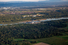 Écluses'/Centrale hydroélectrique EDF at the lock in the Gran Canal D'Alsace EDF de Gerstheim in Gerstheim in the state Bas-Rhin, France