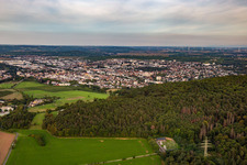 From the west in Bad Kreuznach in the state Rhineland-Palatinate, Germany