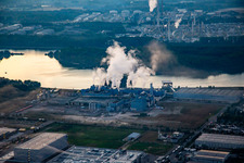 Papierfabrik Palm GmbH & Co. KG | Plant Wörth am Rhein in the morning in Wörth am Rhein in the state Rhineland-Palatinate, Germany