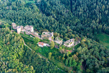 Altdahn castle massif with the castle ruins of Grafendahn and Tanstein in Dahn in the state Rhineland-Palatinate, Germany out of the air