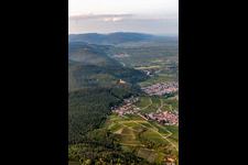 Haardt edge from the south in the district Gleiszellen in Gleiszellen-Gleishorbach in the state Rhineland-Palatinate, Germany