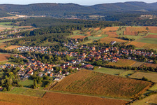 From the south in Kutzenhausen in the state Bas-Rhin, France