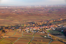 Aerial view of From the southwest in the district Heuchelheim in Heuchelheim-Klingen in the state Rhineland-Palatinate, Germany