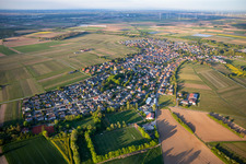 From the southwest in Insheim in the state Rhineland-Palatinate, Germany