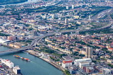 B44 elevated road to the Kurt Schumacher Bridge over the Rhine in the district Hemshof in Ludwigshafen am Rhein in the state Rhineland-Palatinate, Germany