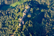 Oblique view of Altdahn castle massif with Granfendahn and Tanstein castle ruins in Dahn in the state Rhineland-Palatinate, Germany