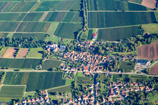Village from the south in the district Appenhofen in Billigheim-Ingenheim in the state Rhineland-Palatinate, Germany