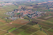 Village from the southwest in the district Mörzheim in Landau in der Pfalz in the state Rhineland-Palatinate, Germany
