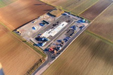 Construction site of the V20 deep drilling site of Vulcan Energy at Schleidberg for the extraction of geothermal energy and lithium in Insheim in the state Rhineland-Palatinate, Germany seen from a drone