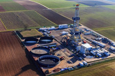 Aerial photograpy of Drilling rig of the V20 deep drilling site of Vulcan Energy at Schleidberg for the extraction of geothermal energy and lithium in Insheim in the state Rhineland-Palatinate, Germany