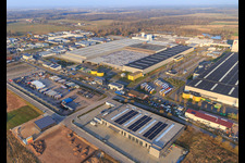 Interpark industrial area from the west with Guth Ventiltechnik GmbH, K2 Verpackungen GmbH & Co. KG in Offenbach an der Queich in the state Rhineland-Palatinate, Germany