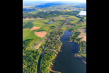 Canal des houllères de la Sarre next to the Étang de la Blanche Chaussée in Diane-Capelle in the state Moselle, France