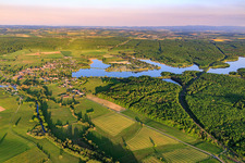 Aerial view of CENTRE NATURE & SPORT at Mittersheimer See from the west in Mittersheim in the state Moselle, France