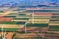 Drone recording of Drilling site of the deep drilling rig V20 of Vercana GmbH for Vulcan Energy at Schleidberg for the extraction of geothermal energy and lithium in Insheim in the state Rhineland-Palatinate, Germany