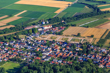 Development of the new development area Im Kirschgarten in Winden in the state Rhineland-Palatinate, Germany seen from above