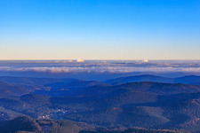 From the west in the evening in the district Lauterschwan in Erlenbach bei Dahn in the state Rhineland-Palatinate, Germany