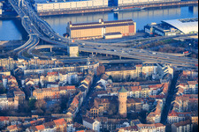 Access roads from the Hochstraße Nord (B44) to the Kurt-Schuhmacher-Brücke over the Rhine with ZG Raiffeisen grain silo and neska Schiffahrts- und Speditionskontor GmbH in the district Mitte in Ludwigshafen am Rhein in the state Rhineland-Palatinate, Germany