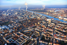 Chemical plant BASF on the Rhine from the south in the district BASF in Ludwigshafen am Rhein in the state Rhineland-Palatinate, Germany from above