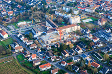 Oblique view of Construction site for the expansion of the Asklepios Südpfalzkliniken hospital in Kandel in the state Rhineland-Palatinate, Germany