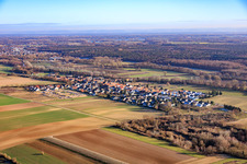 From the northwest in Herxheimweyher in the state Rhineland-Palatinate, Germany