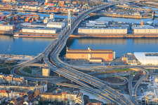 Bridge approach of the elevated highway north (B44) to the Konrad-Schuhmacher Rhine Bridge with cube bunker, which is to be demolished from August 2026 in the district Hemshof in Ludwigshafen am Rhein in the state Rhineland-Palatinate, Germany