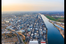 Site on the Rhine riverbank from the south in the district BASF in Ludwigshafen am Rhein in the state Rhineland-Palatinate, Germany
