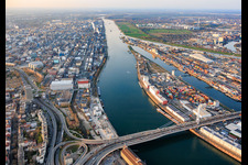 Site on the Rhine riverbank from the south in the district BASF in Ludwigshafen am Rhein in the state Rhineland-Palatinate, Germany