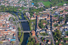 Saar bridges Pont de l'Europe and Pont des Alliés, island of lock 28 Saargemünd and marina from the south in the district Blies Sud in Saargemünd in the state Moselle, France