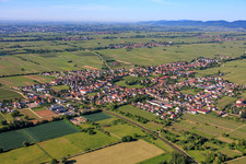 From the north in Edesheim in the state Rhineland-Palatinate, Germany