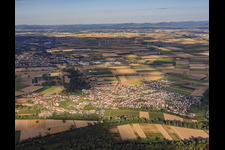 From the east in Hördt in the state Rhineland-Palatinate, Germany