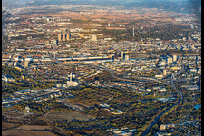 Route of the A650 leading to the Hochstraße Nord (B44)—slated for demolition—towards the planned Helmut-Kohl-Allee and the renovated Hochstraße Süd (B37) via the central station, following the demolition of the Rathaus-Center in the district Mitte in Ludwigshafen in the state Rhineland-Palatinate, Germany