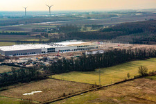 Construction of a new logistics hall in the Am Horst industrial estate in the district Minderslachen in Kandel in the state Rhineland-Palatinate, Germany from the plane