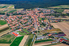 From the southeast in Rheinzabern in the state Rhineland-Palatinate, Germany
