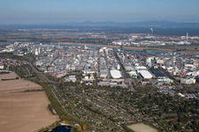 North in the district BASF in Ludwigshafen am Rhein in the state Rhineland-Palatinate, Germany seen from above