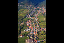 Kurpfalzstraße Loblocher Straße, Hainstr in the district Mußbach in Neustadt an der Weinstraße in the state Rhineland-Palatinate, Germany
