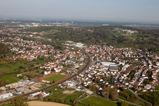 Aerial photograpy of School building of the Ludwig-Marum-Gymnasium Pfinztal in the district Berghausen in Pfinztal in the state Baden-Wurttemberg