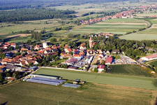 Place from the northeast in Minfeld in the state Rhineland-Palatinate, Germany