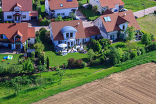 In the pea field in the district Mörzheim in Landau in der Pfalz in the state Rhineland-Palatinate, Germany out of the air